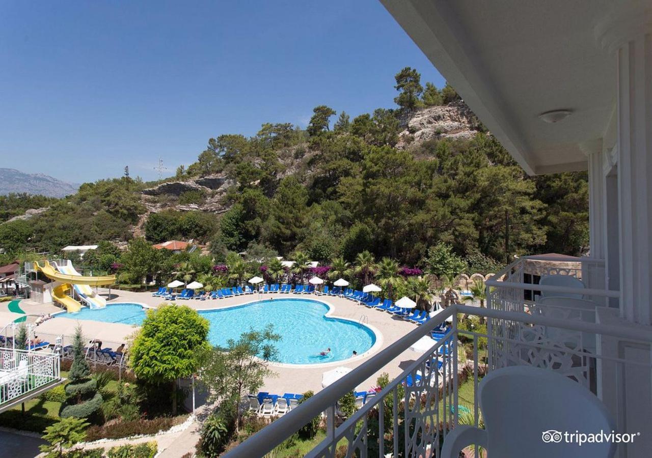 Miramor Hotel & Spa Antalya Luaran gambar A view of the pool at the hotel