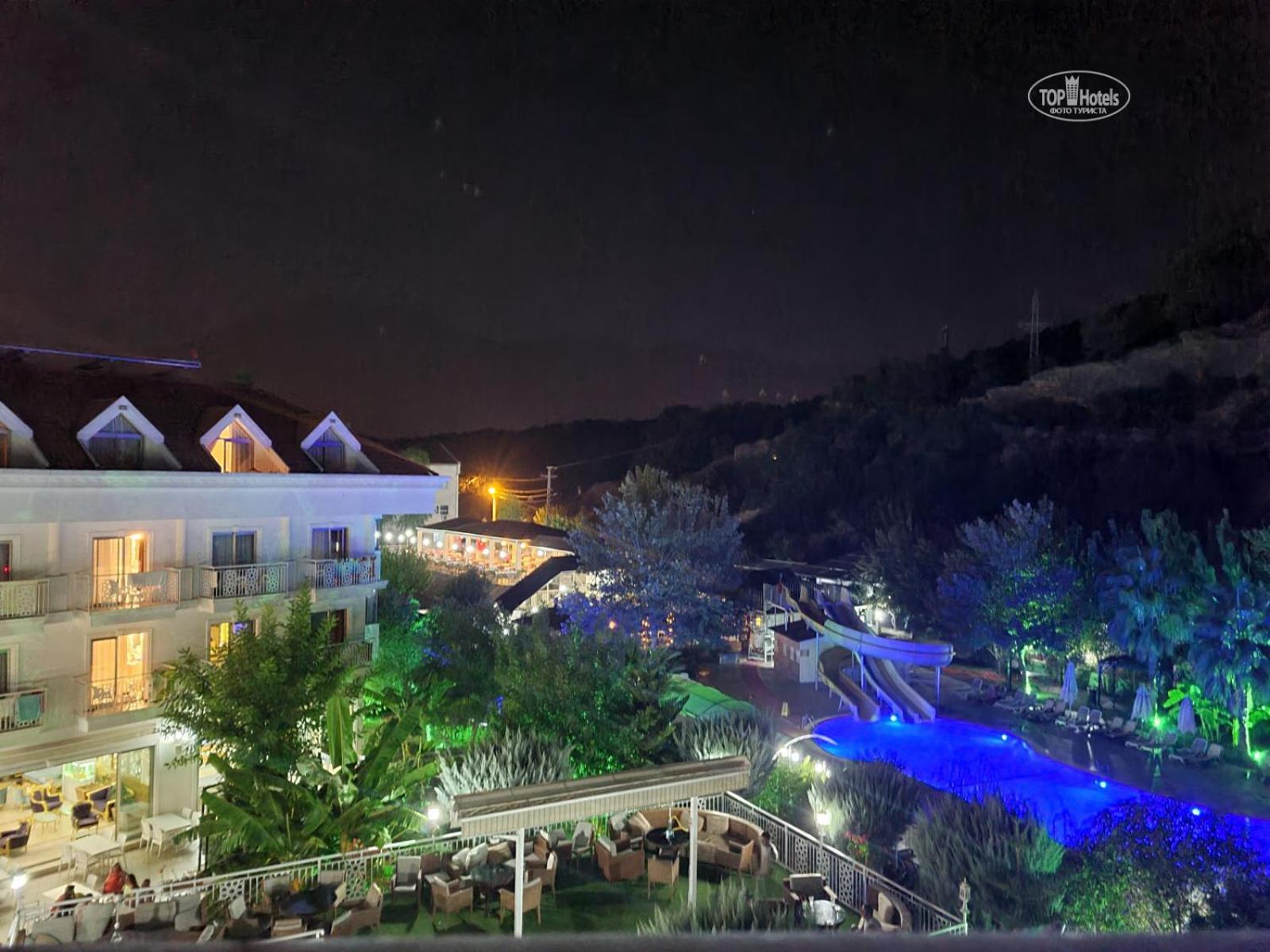 Miramor Hotel & Spa Antalya Luaran gambar The resort at night