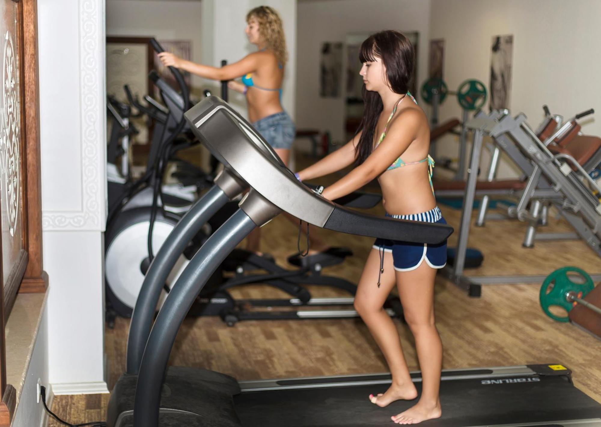 Miramor Hotel & Spa Antalya Luaran gambar A treadmill in use